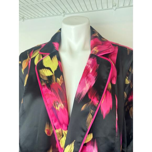 Torrid Floral Satin Blazer with Floral Print, Multi-color Size 3 NWOT - Picture 4 of 11